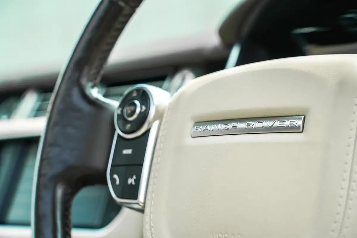 2014-land-rover-range-rover-30-sd-v6-autobiography-30-sd-ss-big-56