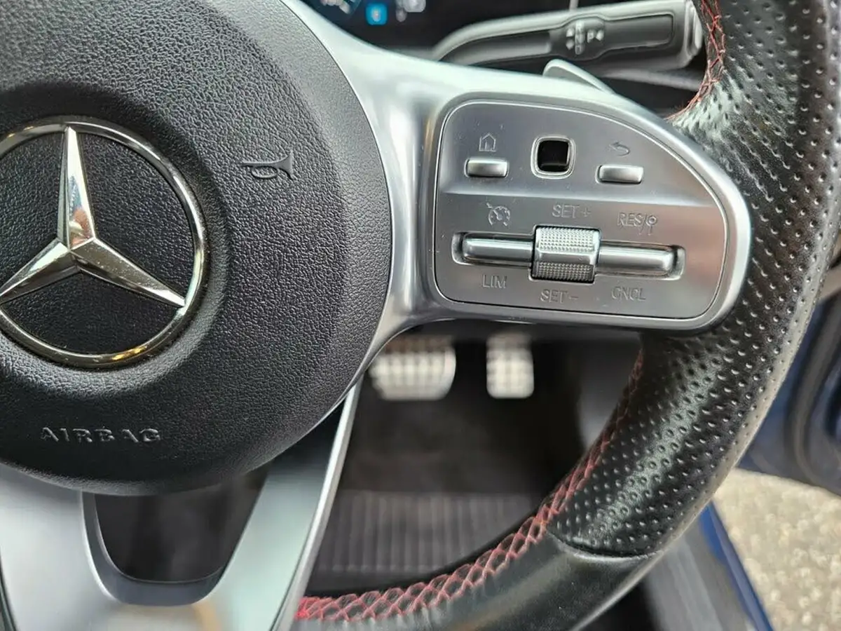 2019-mercedes-benz-a-class-13-a180-amg-line-executive-hatchback-5d-7g-dct-big-13