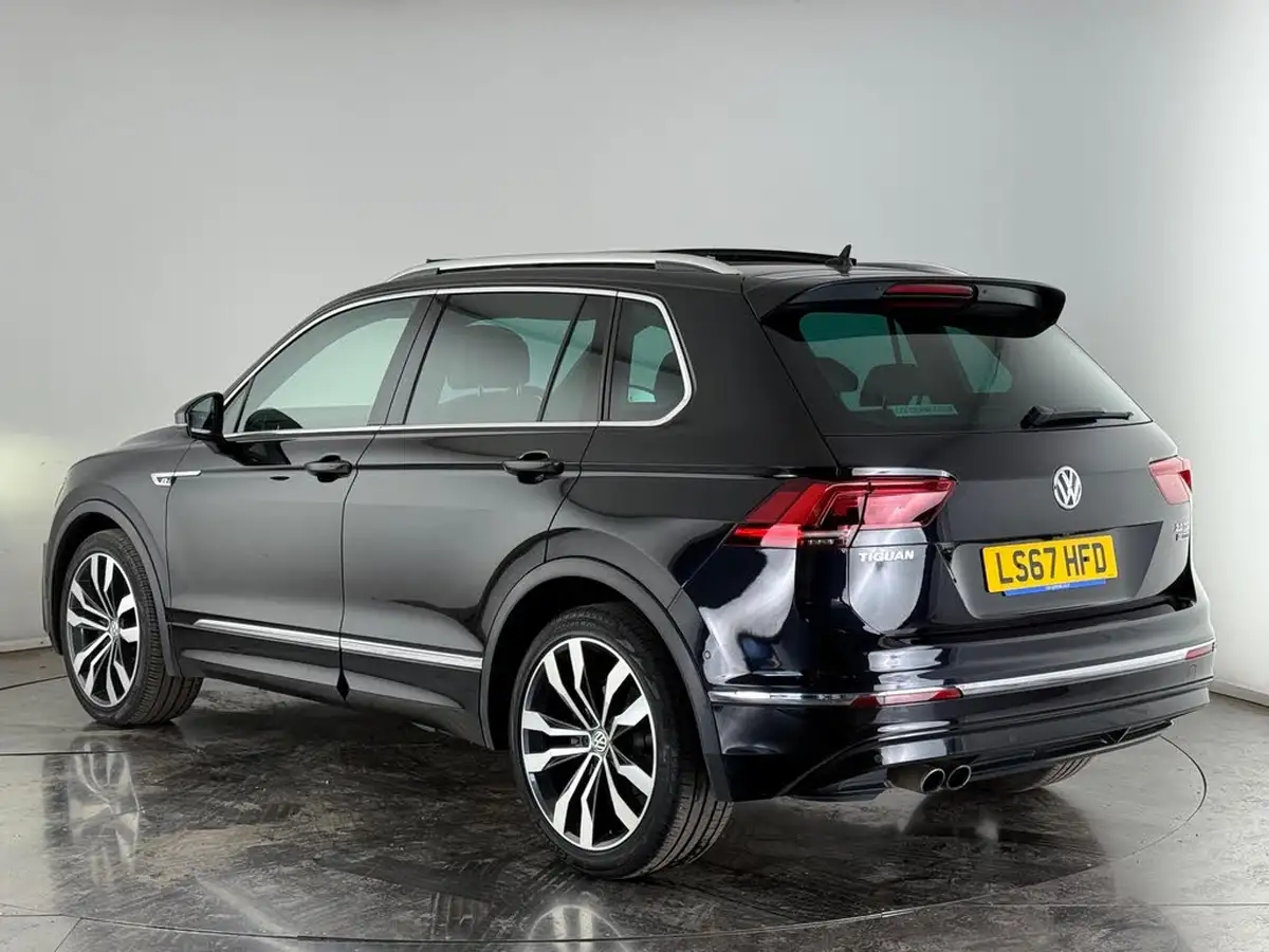 2017-volkswagen-tiguan-20-tsi-r-line-dsg-big-3