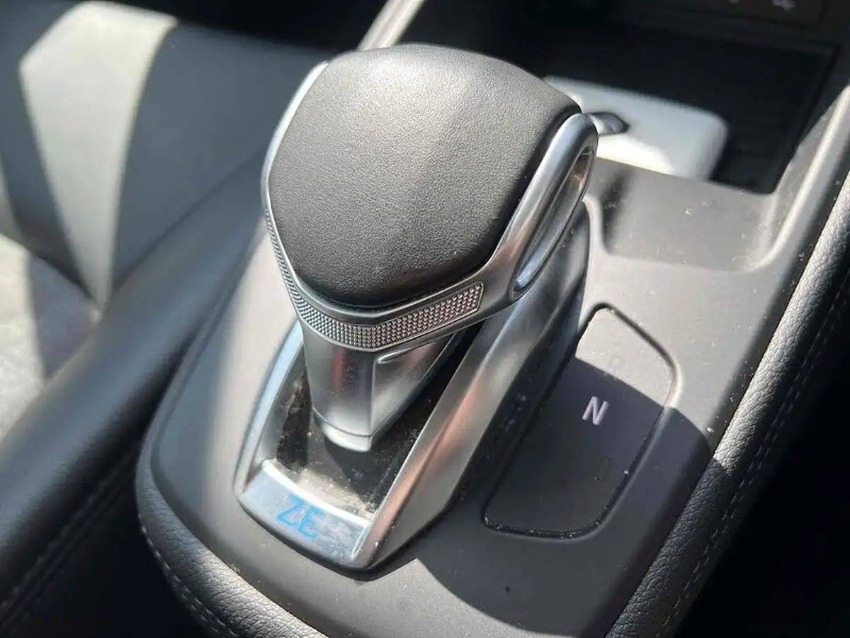 2020-renault-zoe-e-i-gt-line-rapid-charge-big-33