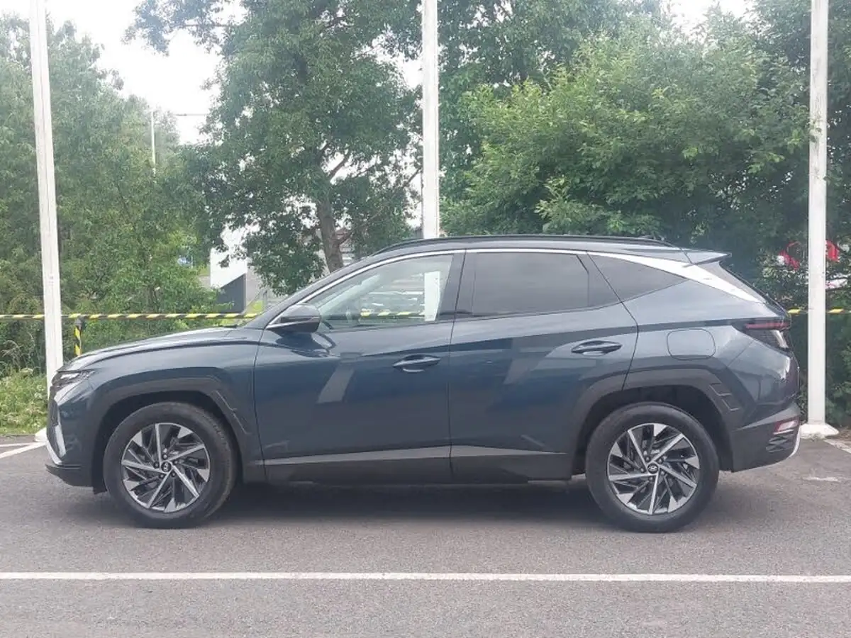 2023-hyundai-tucson-16-t-gdi-premium-150ps-big-3