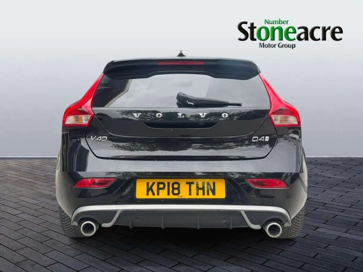 2018-volvo-v40-20td-d4-r-design-pro-geartronic-big-5
