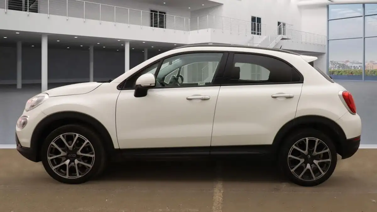 2016-fiat-500x-16multijet-cross-plus-big-5