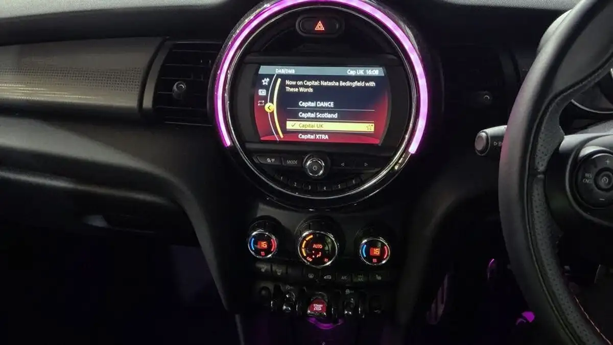 2020-mini-cooper-15-cooper-sport-hatchback-5d-big-7
