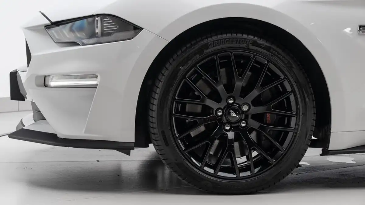 2019-ford-mustang-50-v8-gt-450ps-convertible-big-10