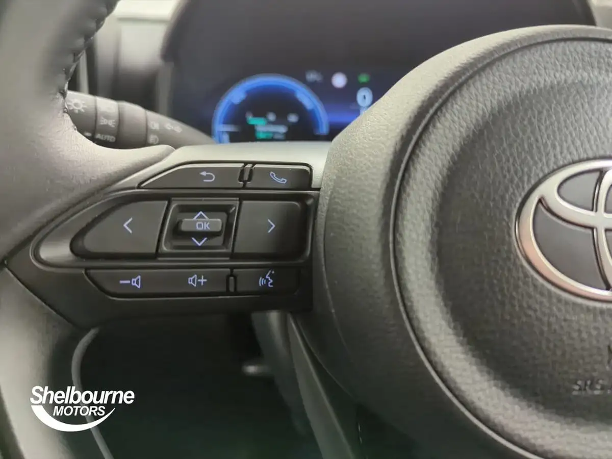 2025-toyota-yaris-15-vvt-i-excel-128bhp-big-22