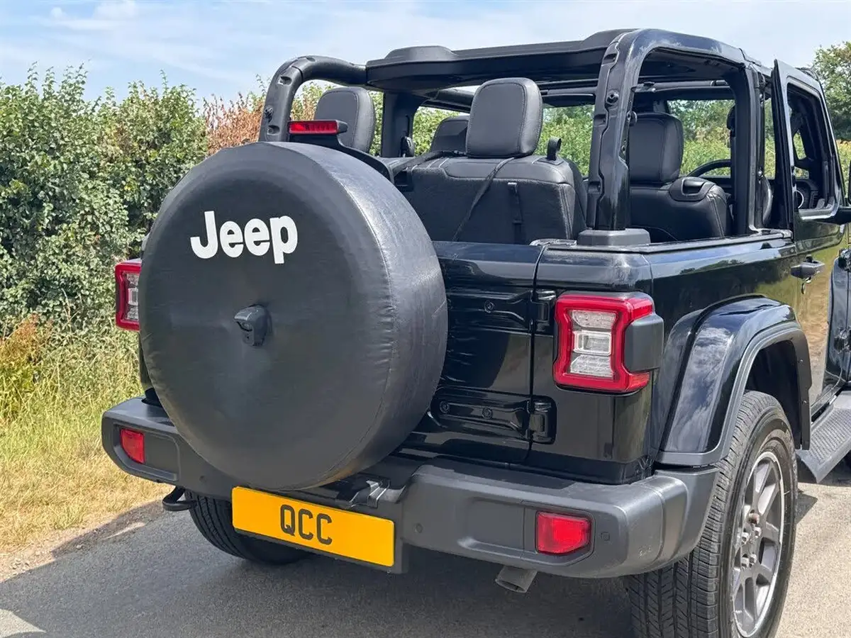 2021-jeep-wrangler-20-gme-80th-anniversary-3d-big-27