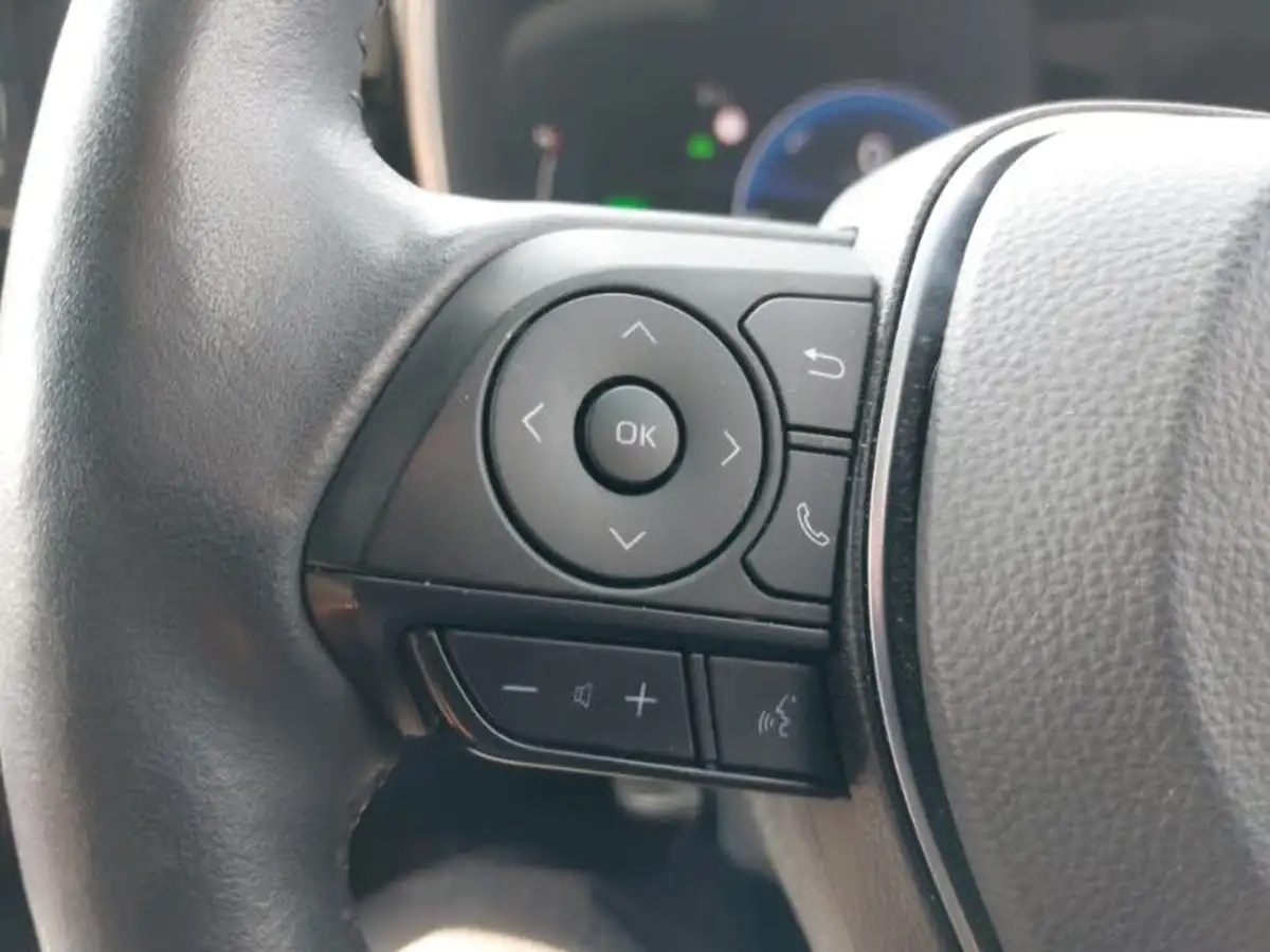2023-suzuki-swace-18-motion-big-14