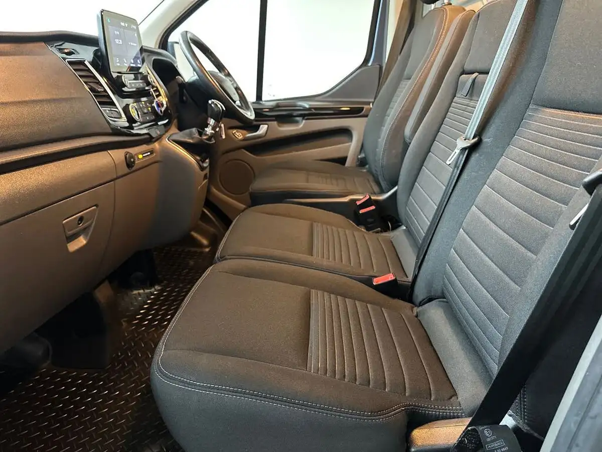 2022-ford-transit-custom-20tdci-280-l1h1-limited-170pseu6dt-big-15