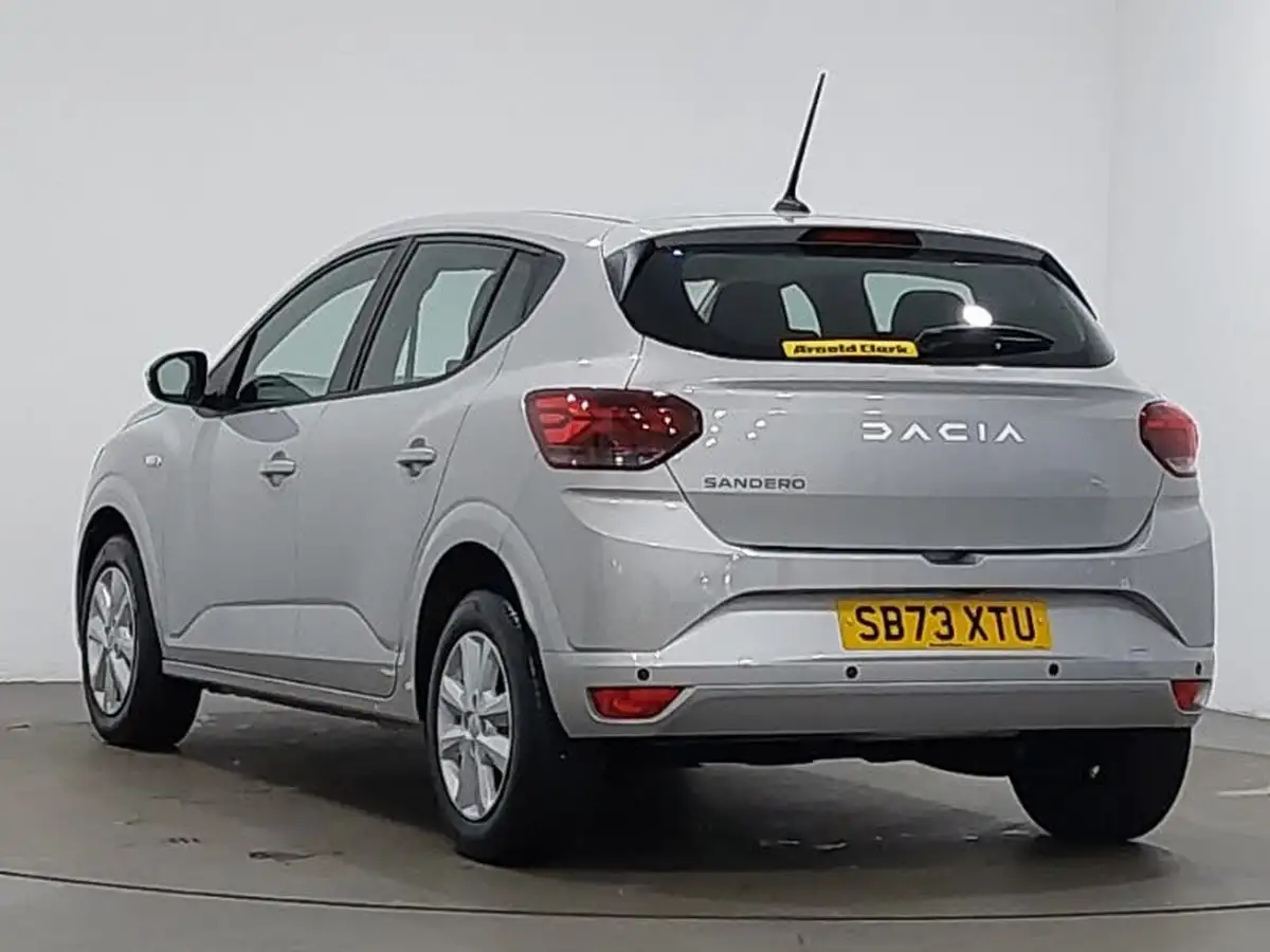 2023-dacia-sandero-10-tce-expression-90bhp-big-1