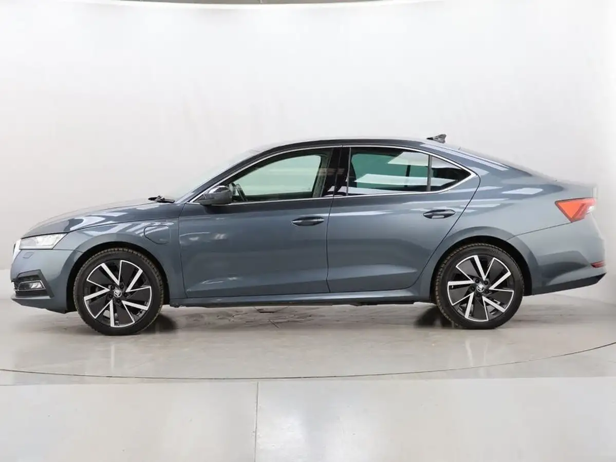 2021-skoda-octavia-14-tsi-se-l-hatchback-big-5