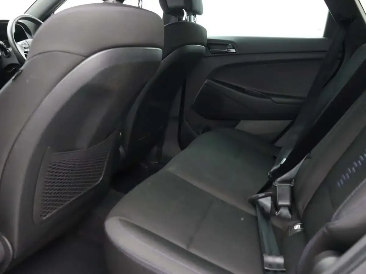 2018-hyundai-tucson-16-t-gdi-go-se-dct-big-12