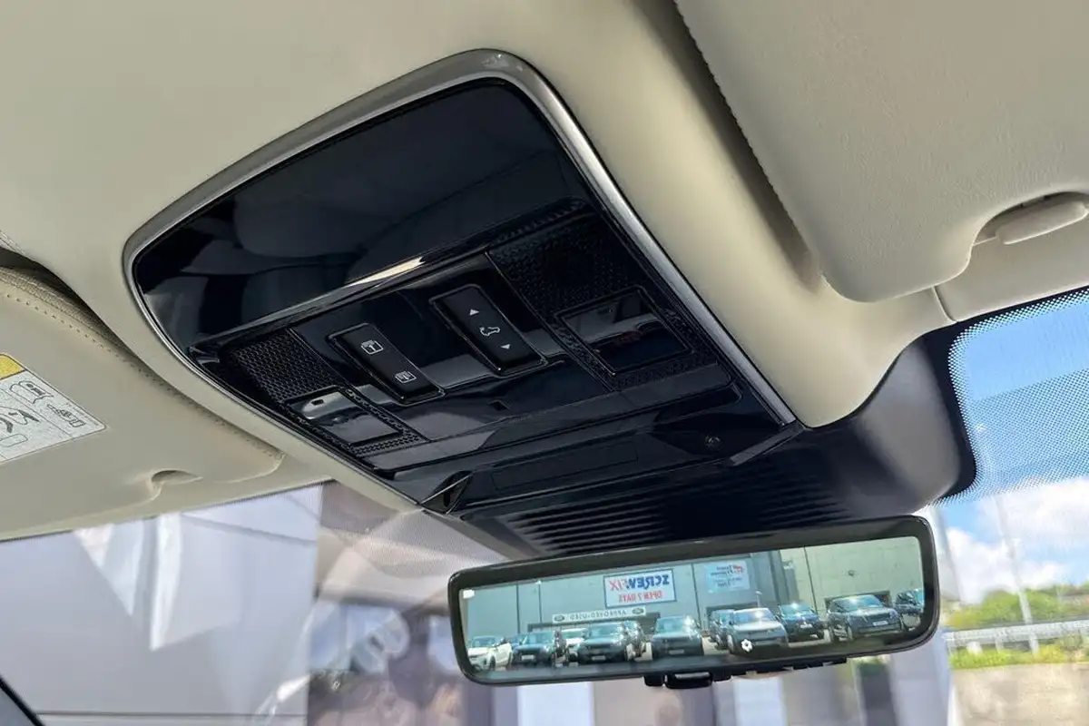 2024-land-rover-range-rover-30-d350-se-big-27