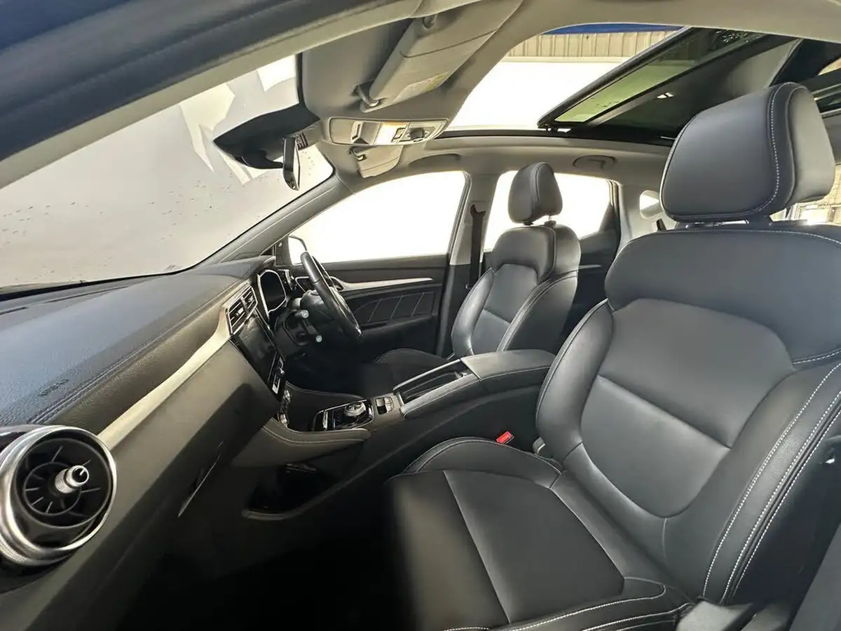 2021-mg-zs-suv-e-exclusive-ev-big-15