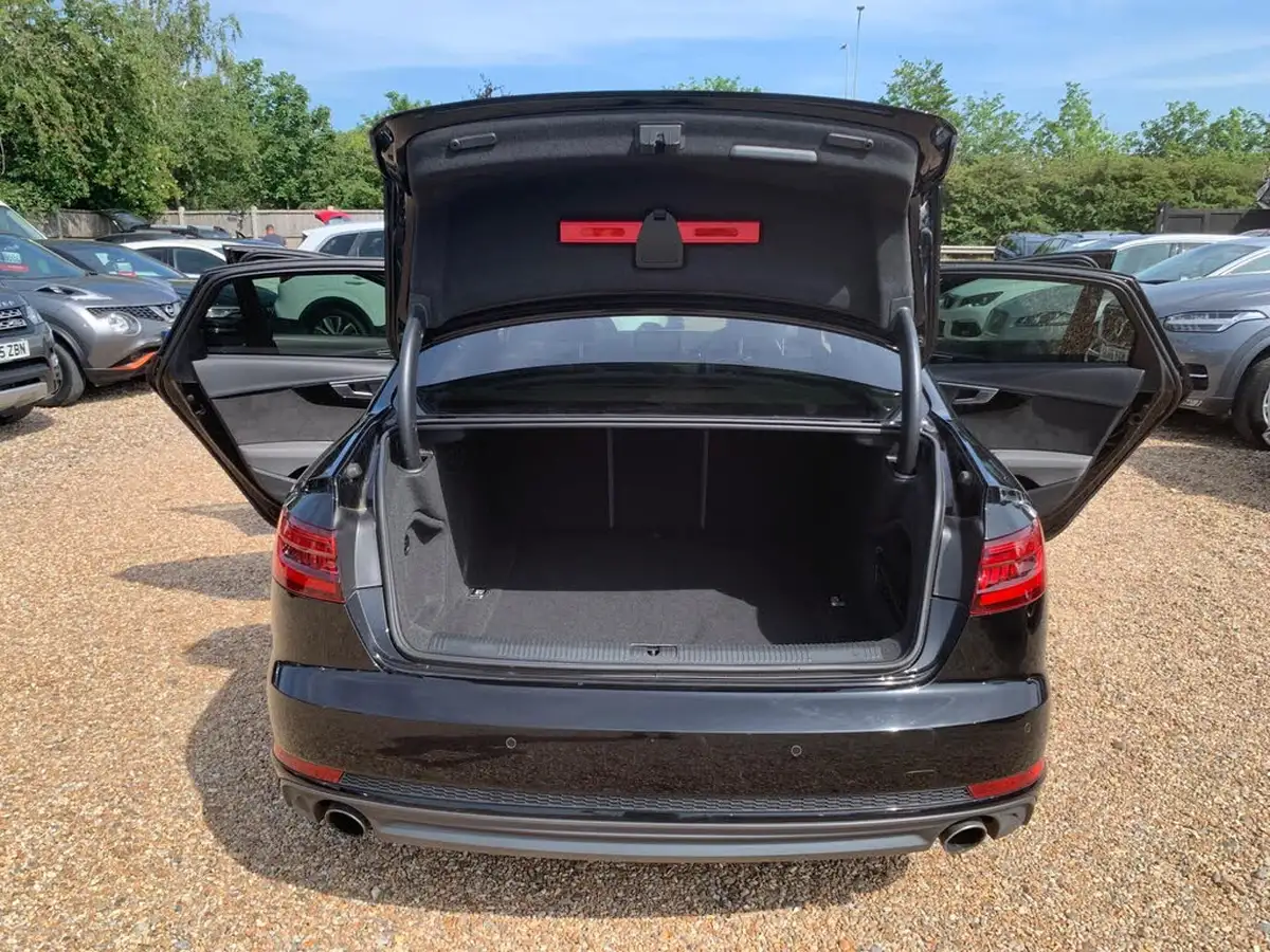 2018-audi-a4-20-tfsi-black-edition-big-50
