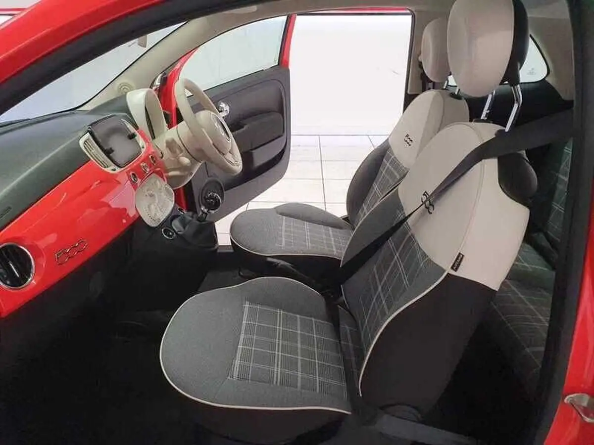 2021-fiat-500-10-lounge-big-16