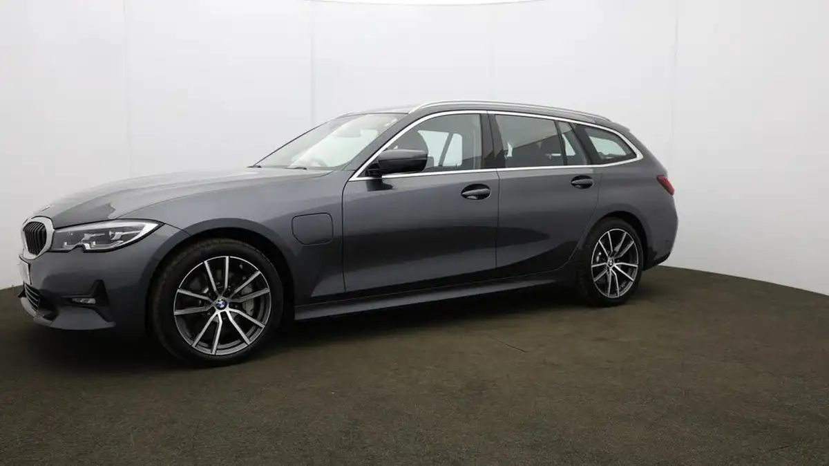 2021-bmw-3-series-20-330e-sport-pro-touring-5d-big-28