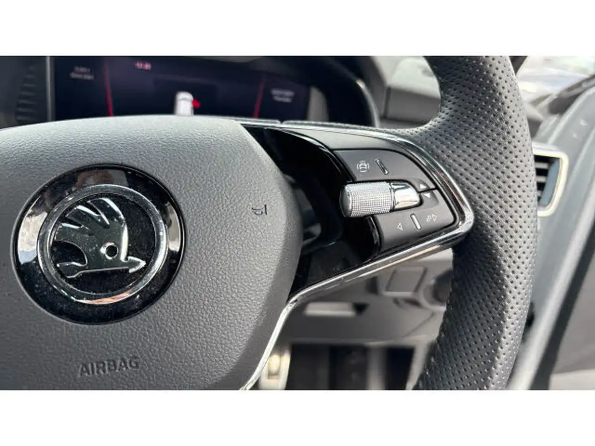 2023-skoda-kamiq-10-tsi-monte-carlo-110ps-dsg-big-17