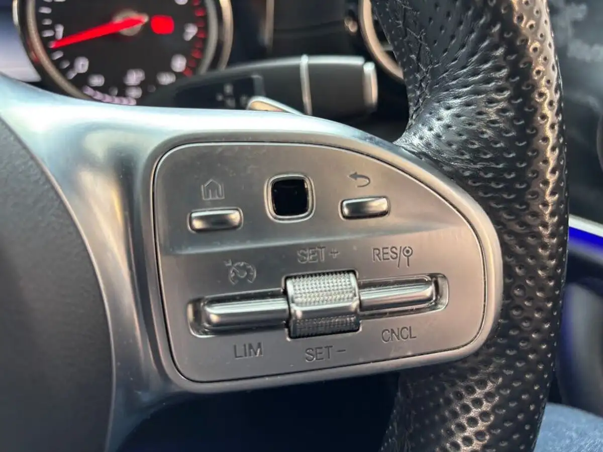 2018-mercedes-benz-e-class-20-e200-amg-line-ss-saloon-4d-big-20