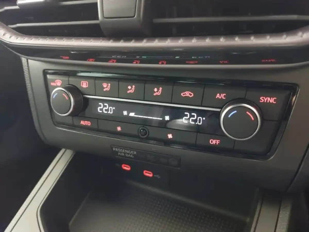 2025-seat-ibiza-10-tsi-xcellence-115ps-big-12