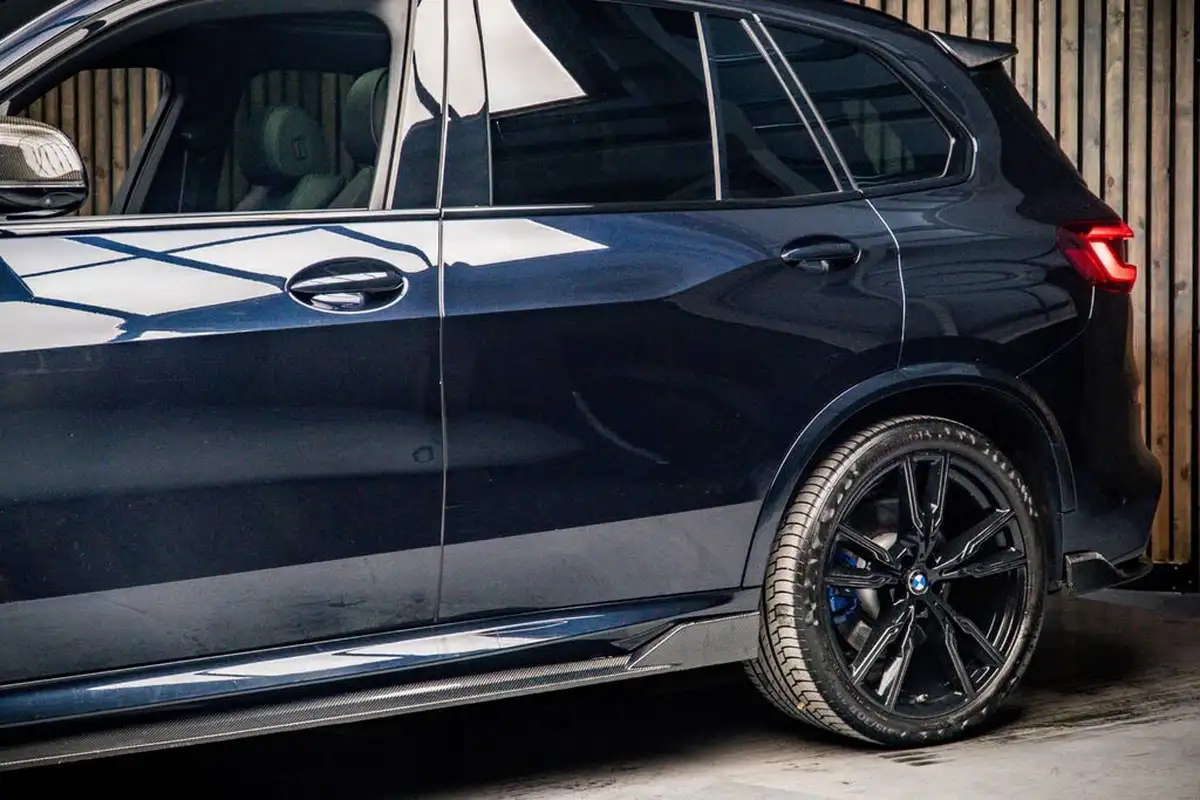 2020-bmw-x5-30td-m50d-big-15