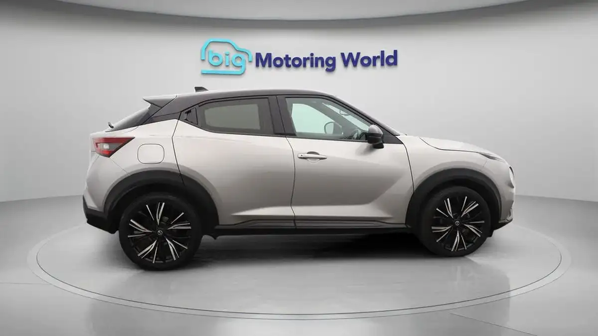 2021-nissan-juke-10-dig-t-tekna-big-8
