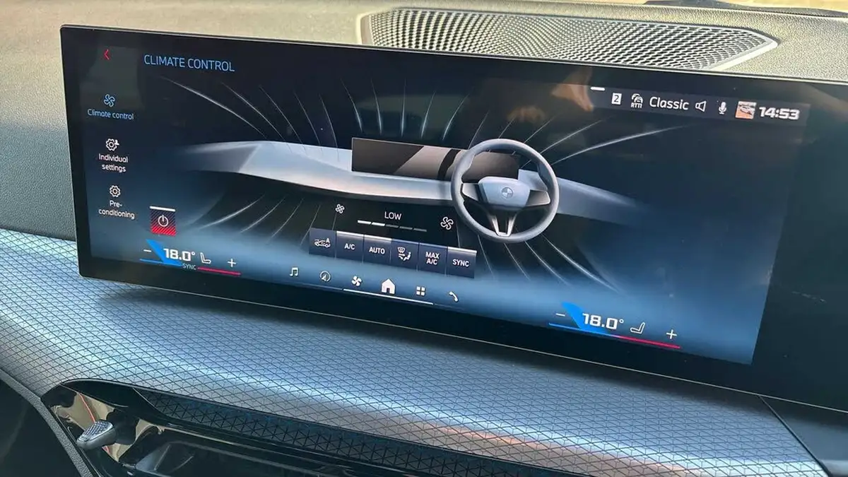 2025-bmw-i4-e-m50-big-9
