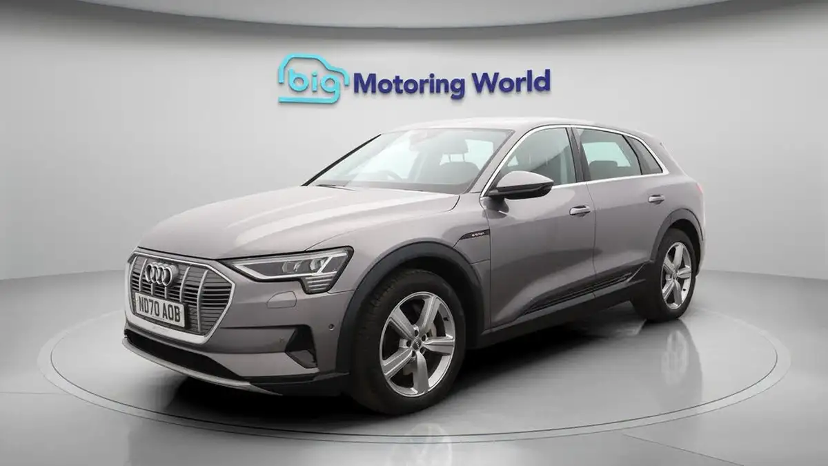 2020-audi-e-tron-50e-technik-big-3