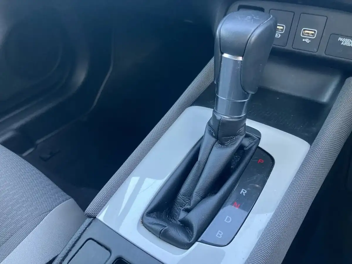 2021-honda-jazz-15-i-mmd-ex-109ps-big-44