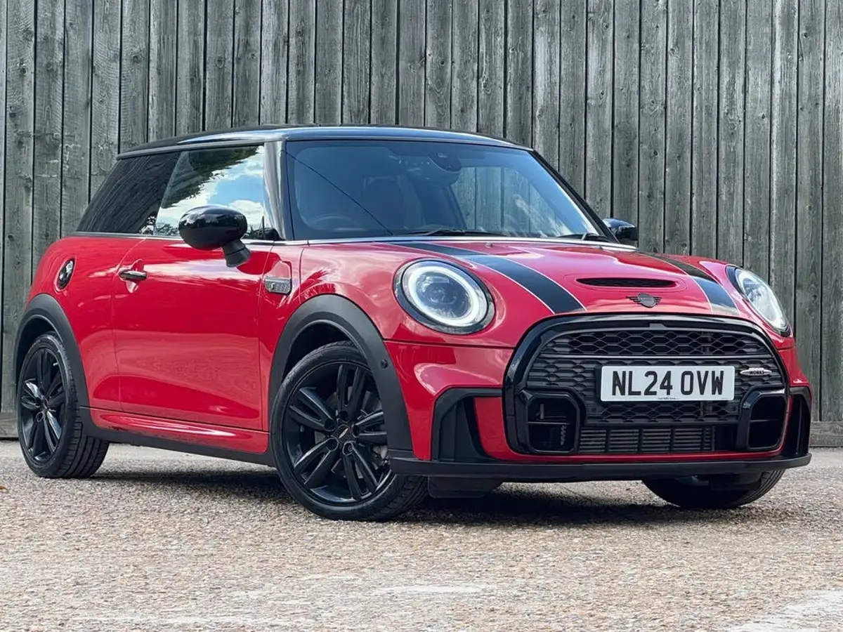 2024-mini-cooper-20-cooper-s-sport-176bhp-premium-auto-hatchback-3d-auto-big-0
