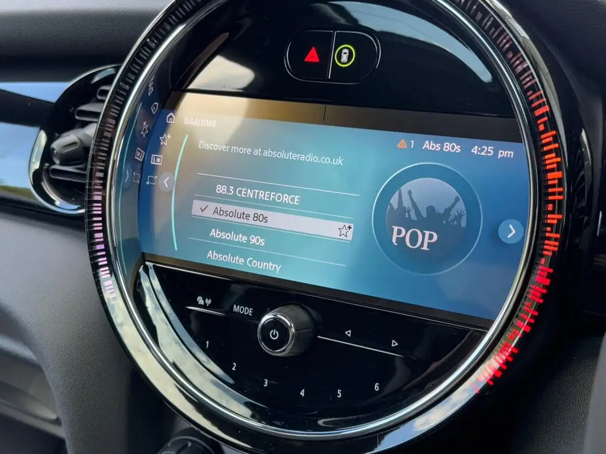 2024-mini-cooper-20-cooper-s-sport-176bhp-premium-auto-hatchback-3d-auto-big-48