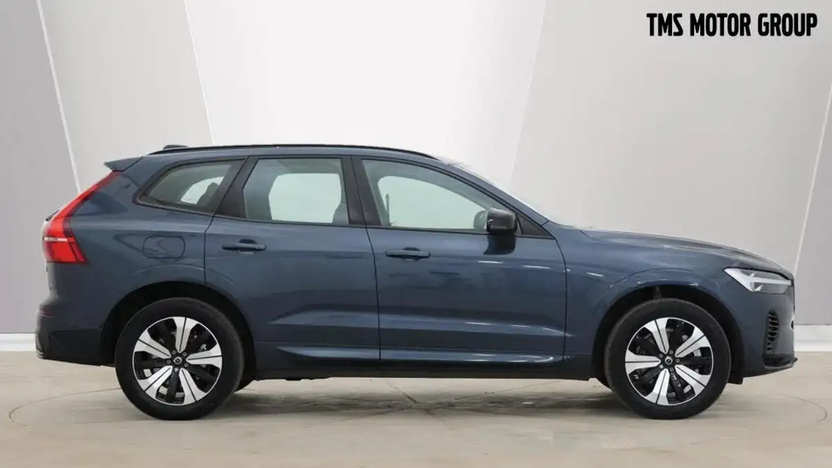 2024-volvo-xc60-20-b5-plus-big-1