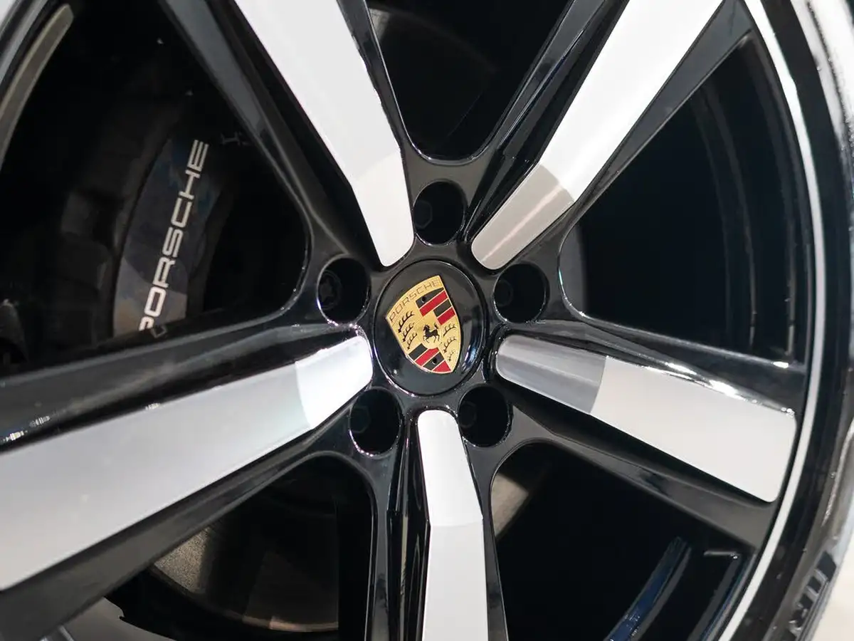 2024-porsche-cayenne-30-v6-e-hybrid-470ps-coupe-big-28
