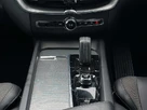 2021-volvo-xc60-20td-b4-r-design-awd-small-10