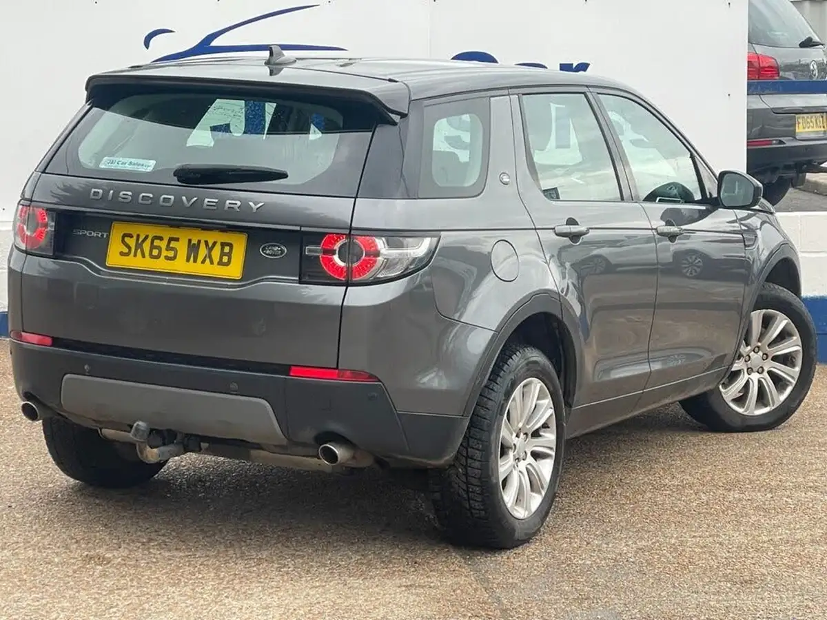 2015-land-rover-discovery-sport-20td4-se-tech-180ps-auto-big-4