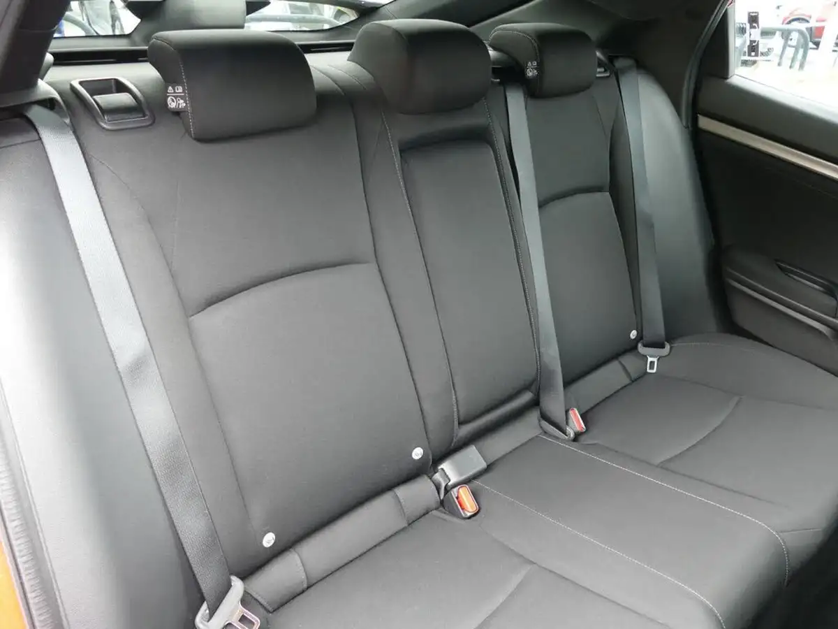 2019-honda-civic-16-i-dtec-sr-hatchback-5d-big-10