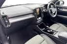 2022-volvo-xc40-20-b3-plus-small-1