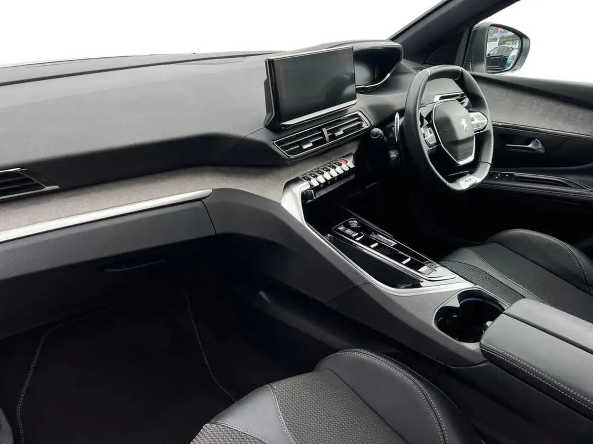 2023-peugeot-5008-suv-12-puretech-gt-130bhp-eat8-big-6