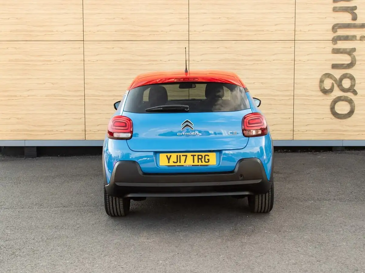 2017-citroen-c3-12-puretech-flair-110ps-ss-eat6-big-5