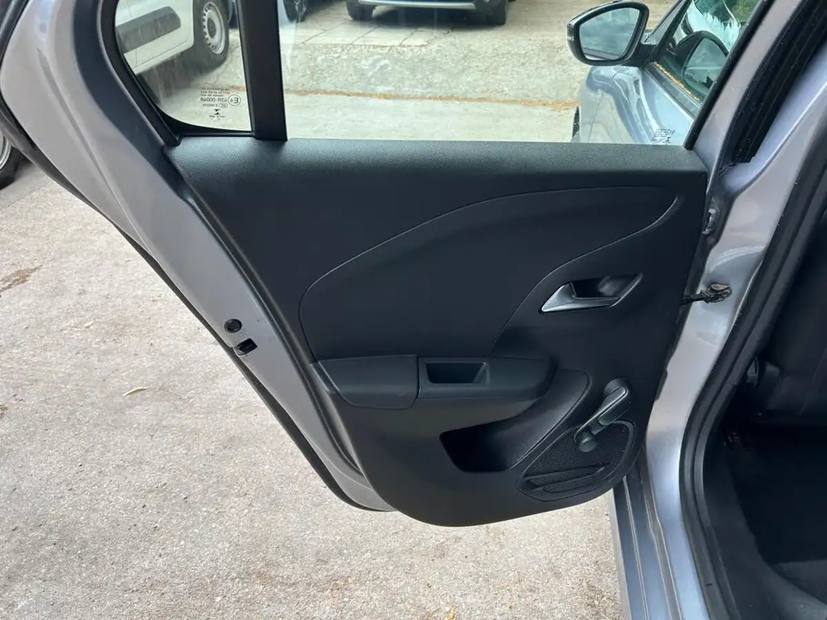 2020-vauxhall-corsa-12-turbo-se-premium-big-20