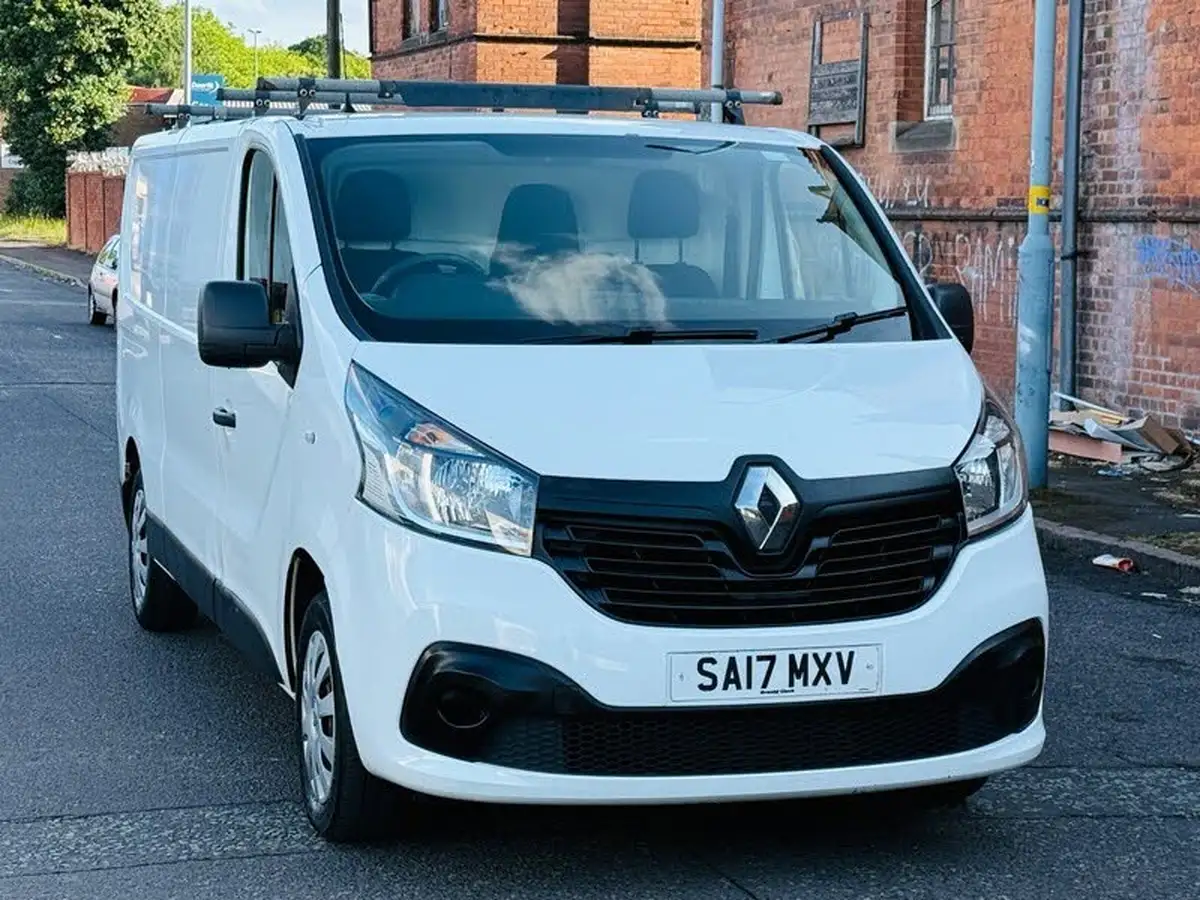 2017-renault-trafic-16dci-ll29-120-business-e6-panel-big-20