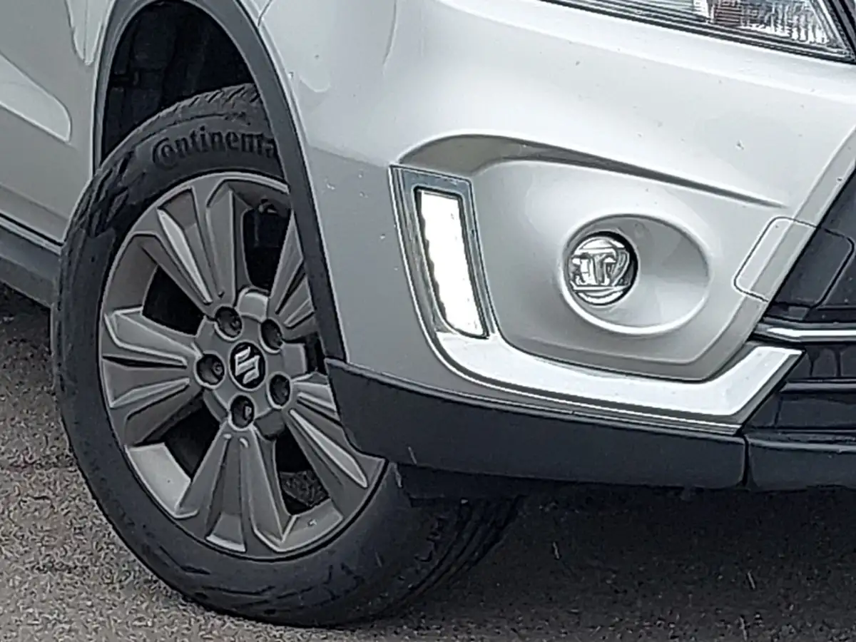2022-suzuki-vitara-15-sz-t-big-8