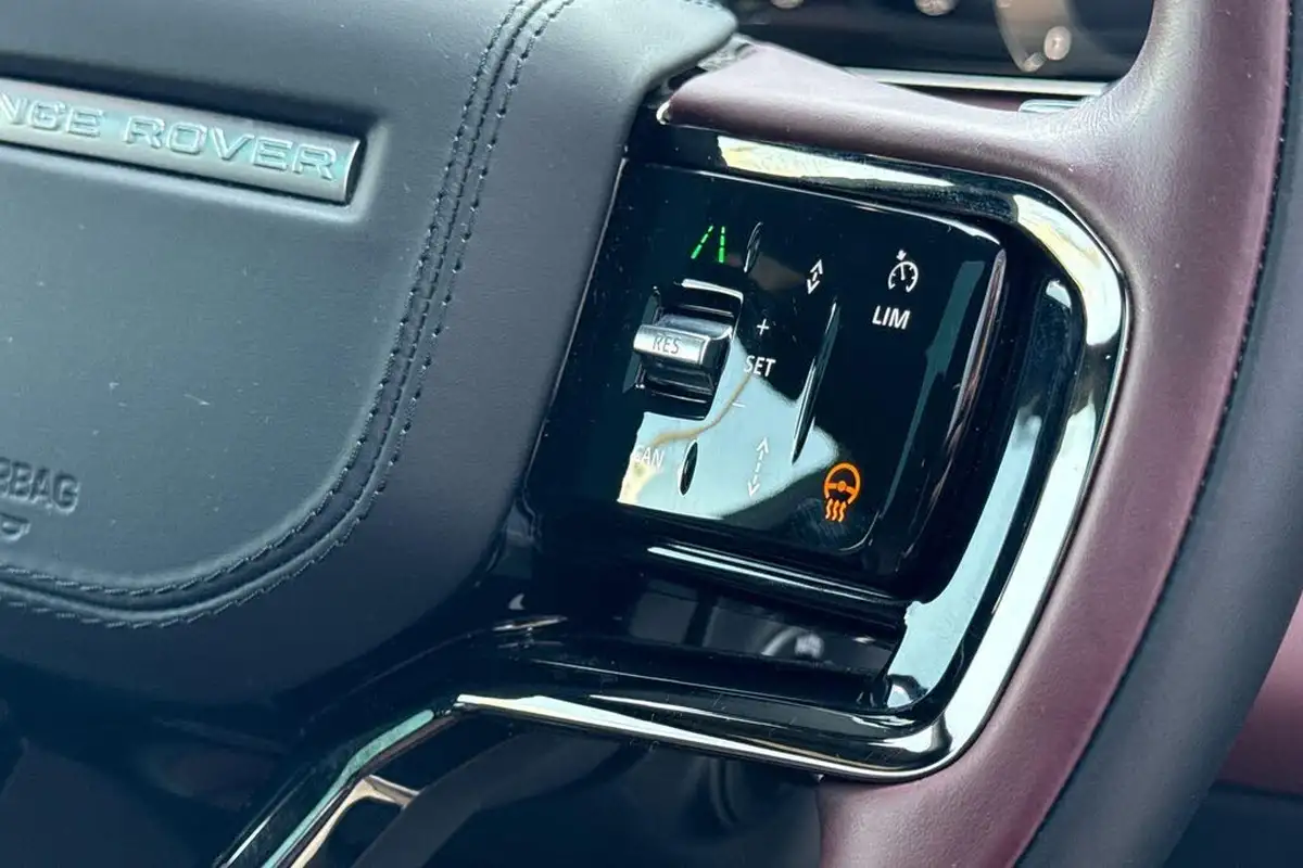 2024-land-rover-range-rover-evoque-20-d200-dynamic-hse-big-49