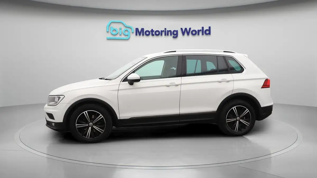 2018-volkswagen-tiguan-14-tsi-se-navigation-125ps-ss-big-4