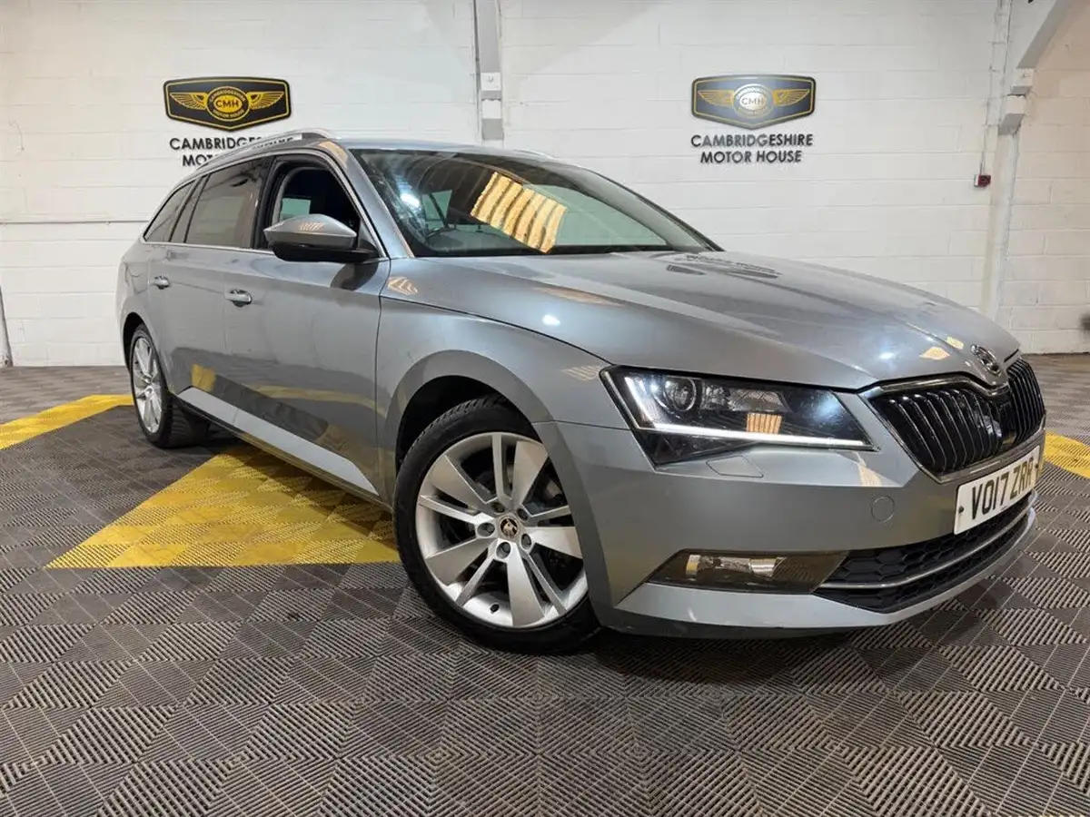 2017-skoda-superb-20tdi-se-technology-estate-dsg-big-0