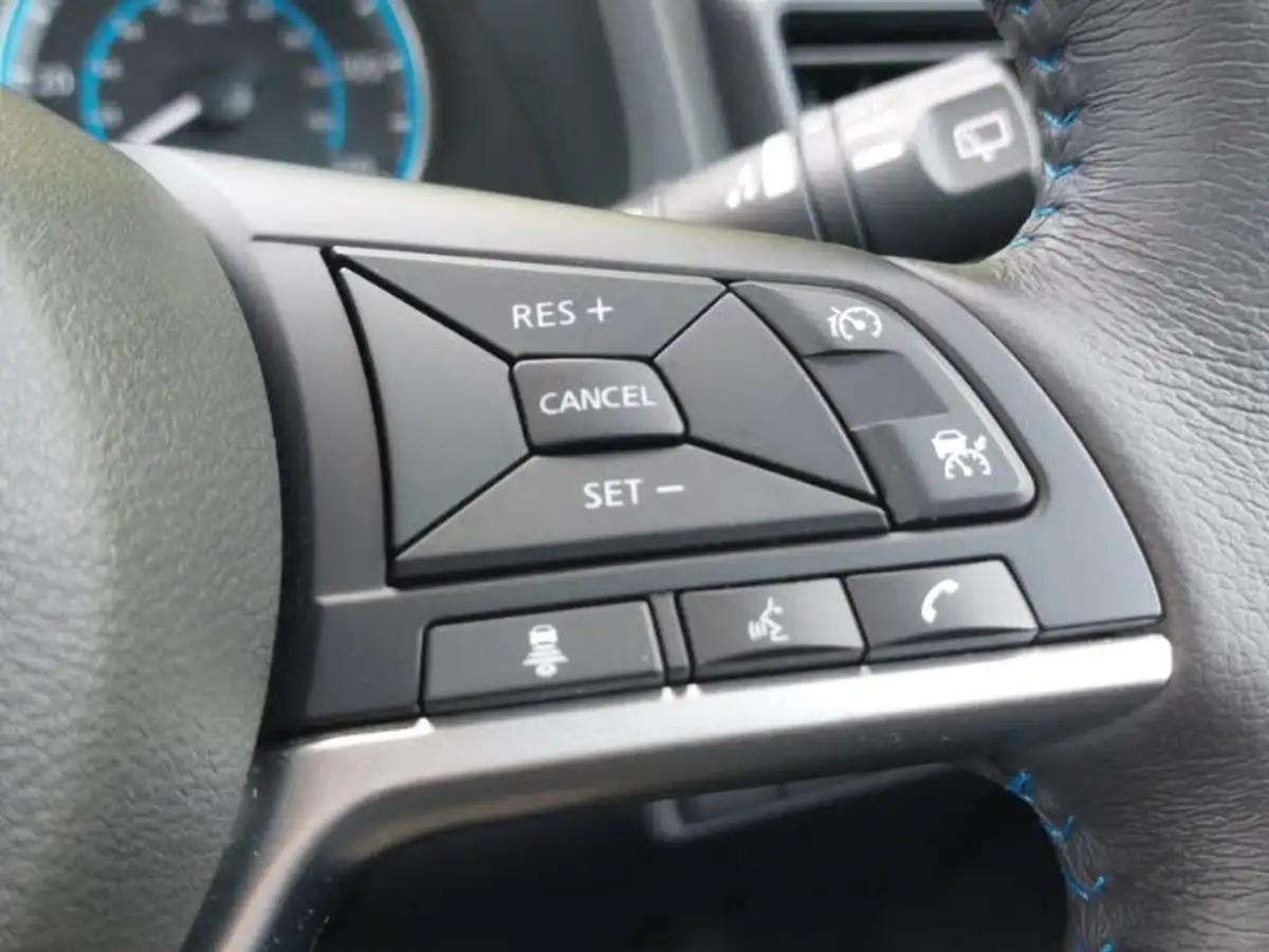 2023-nissan-leaf-e-n-connecta-39kwh-big-18