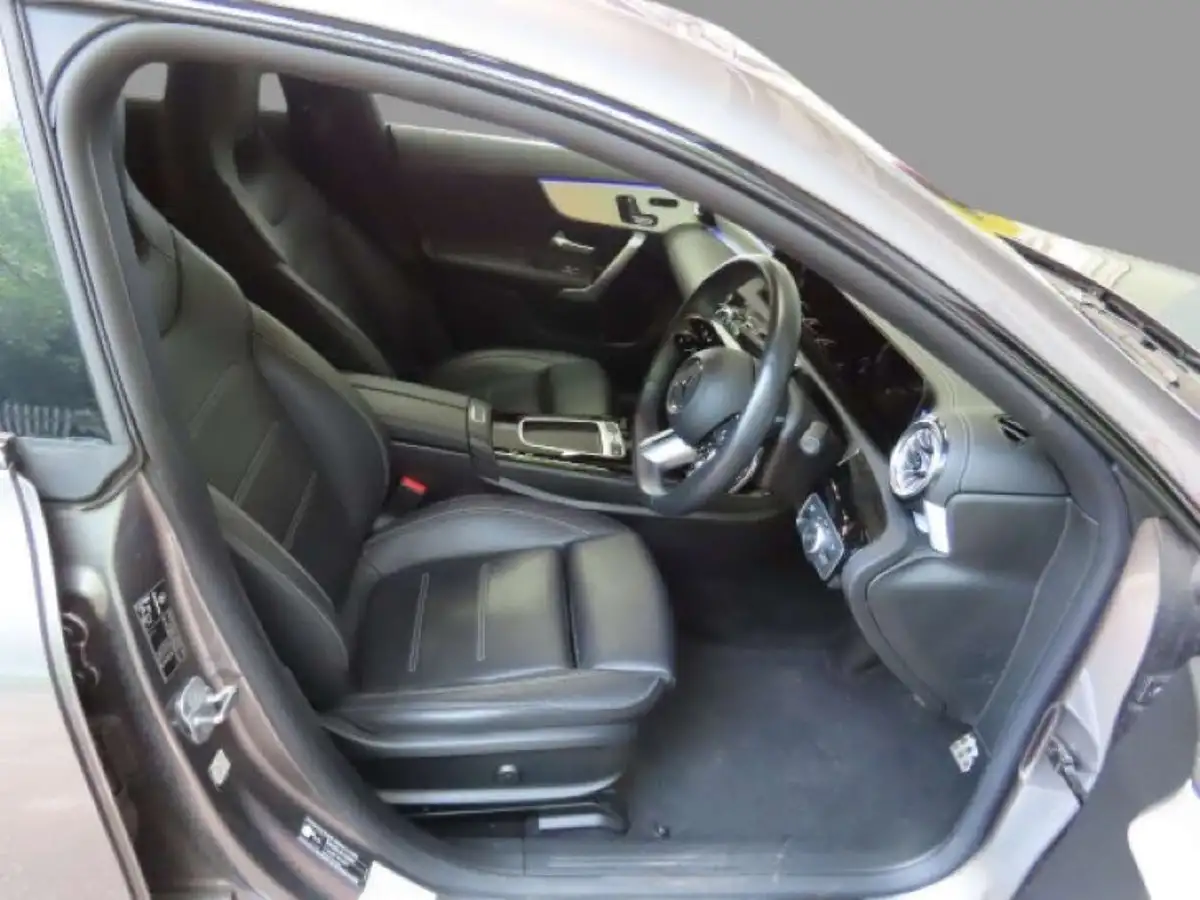 2023-mercedes-benz-cla-13-cla-180-amg-line-premium-plus-coupe-4d-big-9