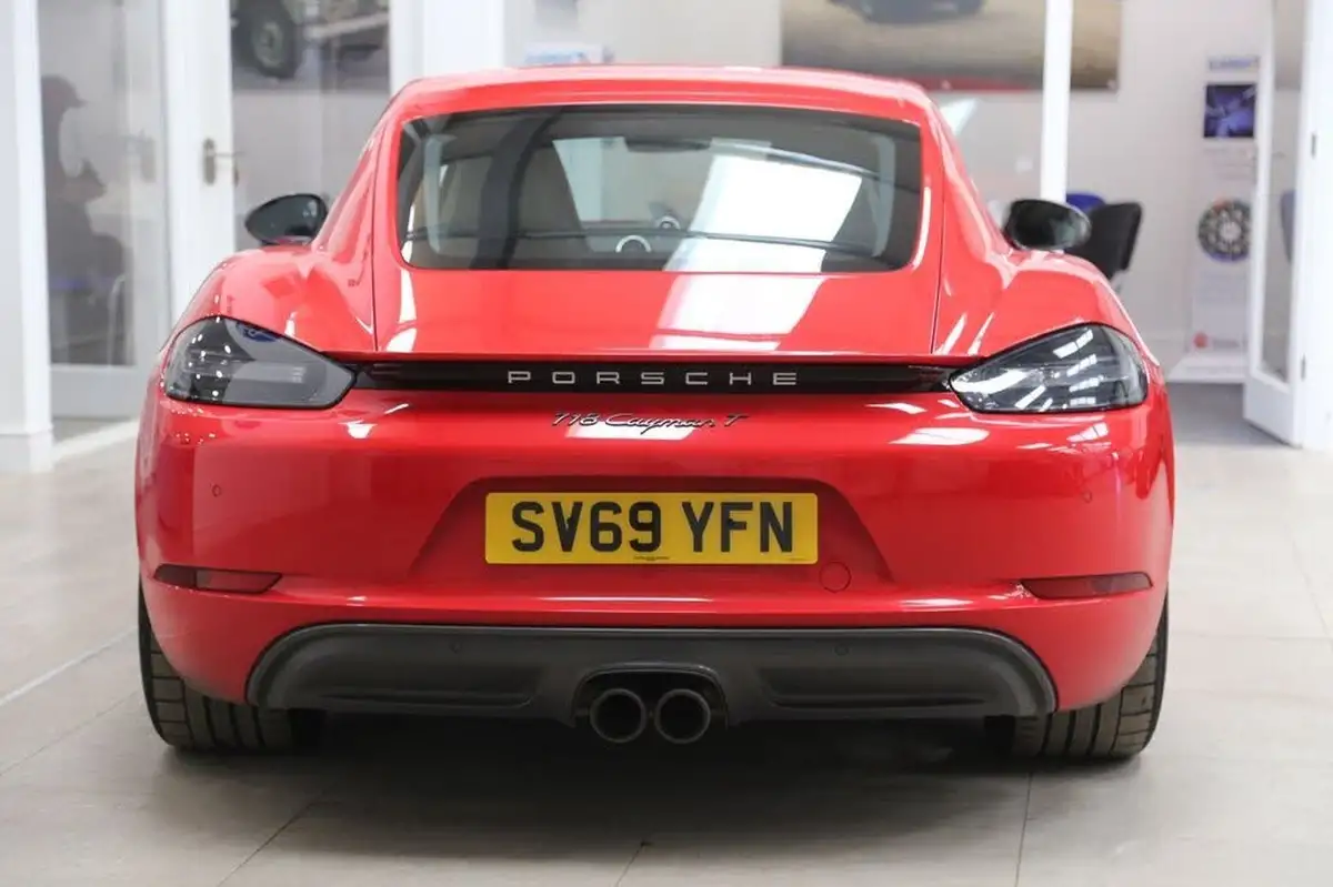 2019-porsche-cayman-718-20-cayman-t-pdk-big-6