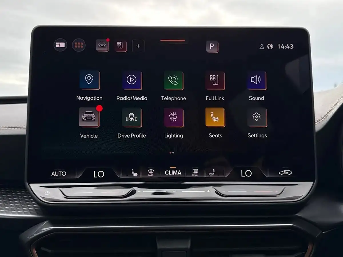 2025-cupra-formentor-15-etsi-v2-big-11