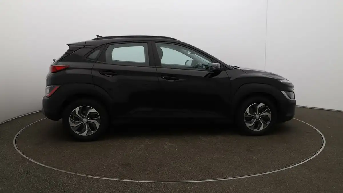 2022-hyundai-kona-16-gdi-se-connect-big-8